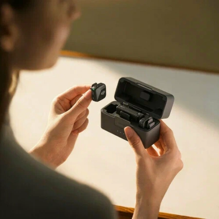 беспроводной микрофон dji mic mini (2 tx + rx + charging case)