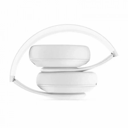 head phones beats studio pro wireless matte white